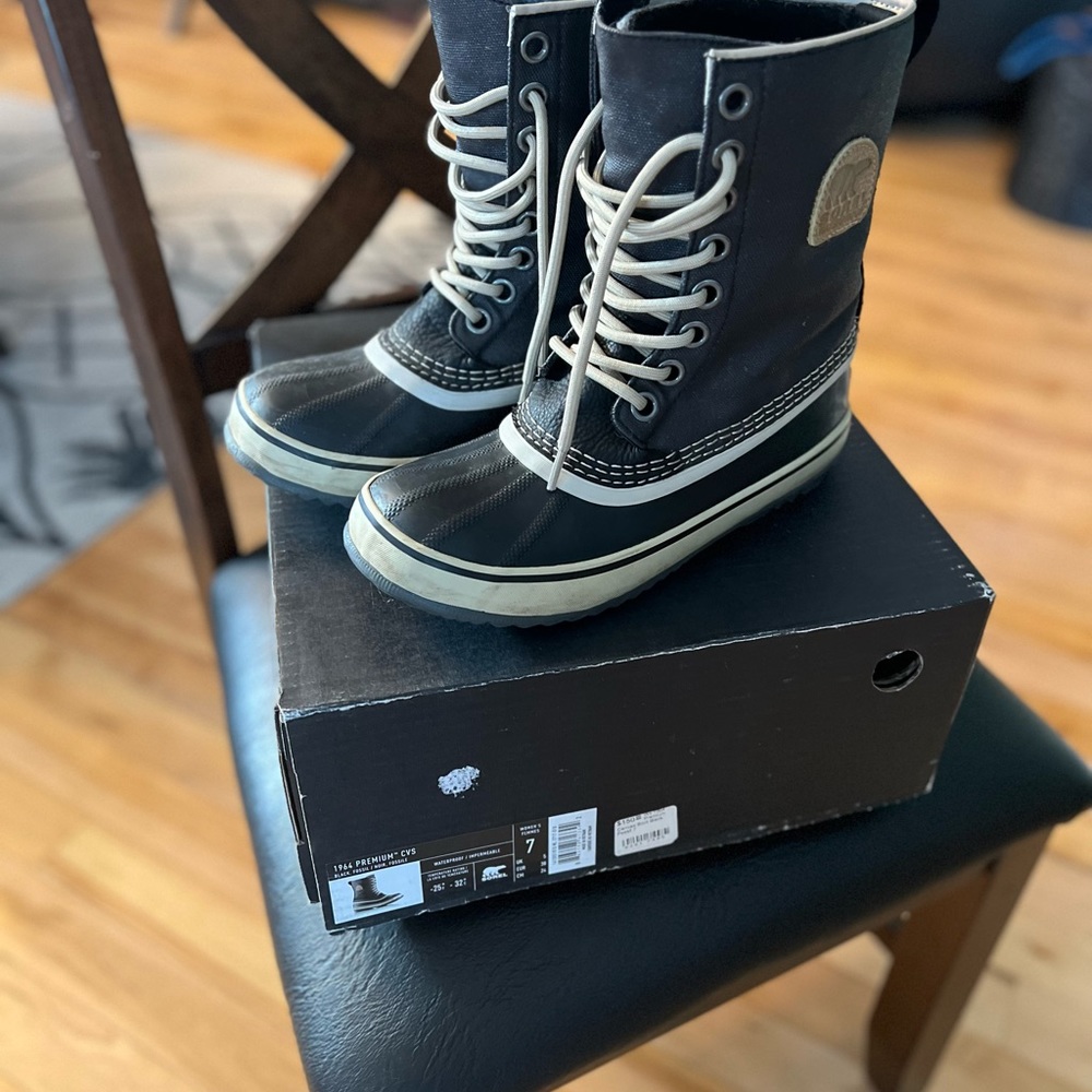 Sorel 1964 Premium CVS Black/Fossil Snow Boots